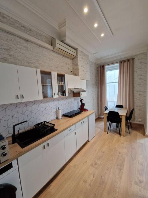 Appartement Au Coeur De La Ville Chalon-sur-Saone Exterior photo